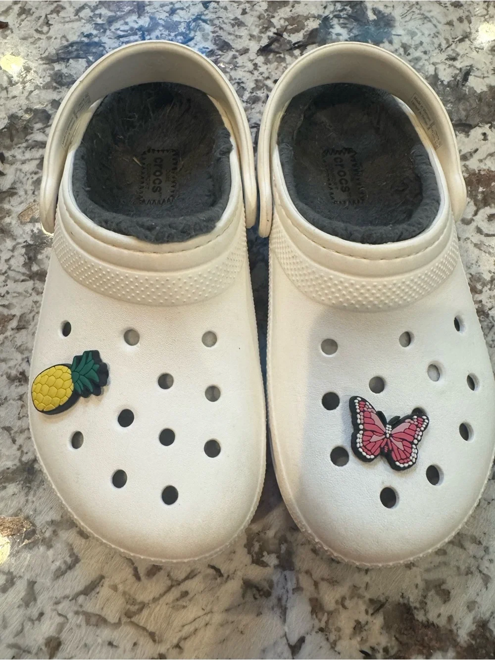 Crocs Kids Classic Lined Clog Shoes White with grey fleece size 2